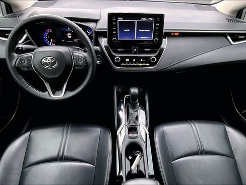 Used 2022 Toyota Corolla XLE image 19