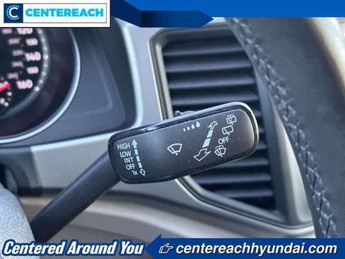 Used 2020 Volkswagen Atlas SE w/ Towing Package image 22