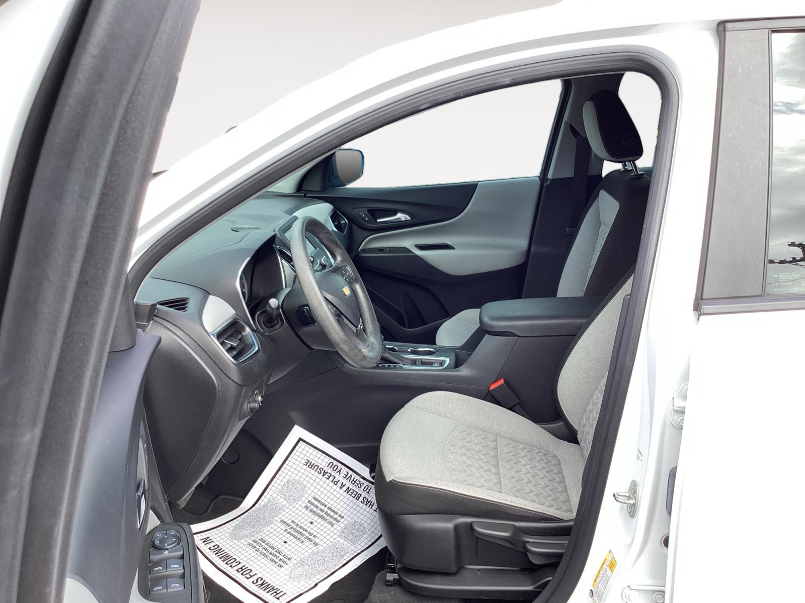 Used 2024 Chevrolet Equinox LS FWD image 23