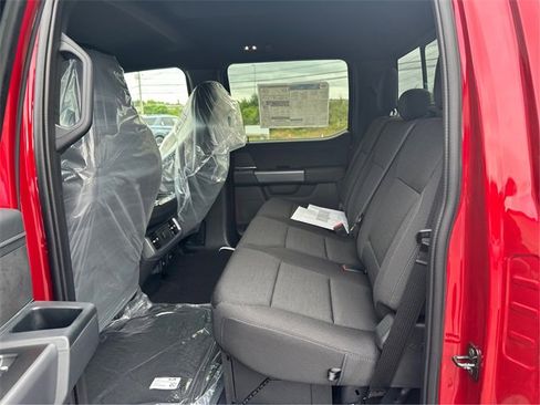 New 2025 Ford F150 XLT w/ Equipment Group 302A MID image 10