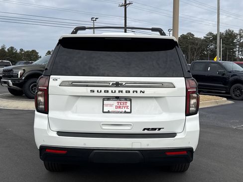 Used 2022 Chevrolet Suburban RST w/ Luxury Package image 27