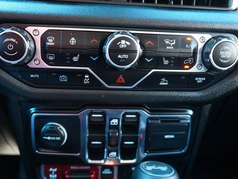 Used 2025 Jeep Wrangler Unlimited Sport S 4xe AWD/4WD image 36