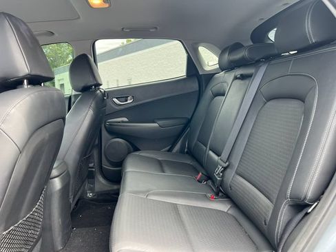 Used 2021 Hyundai Kona Limited w/ Cargo Package AWD/4WD image 5