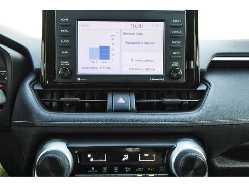 Used 2021 Toyota RAV4 LE image 22