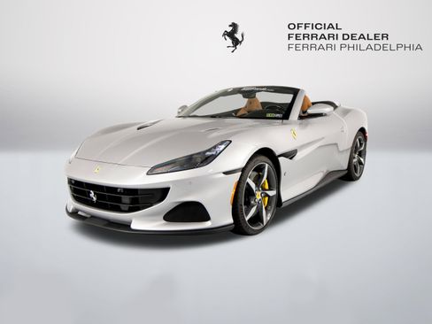 Certified 2023 Ferrari Portofino M RWD image 3