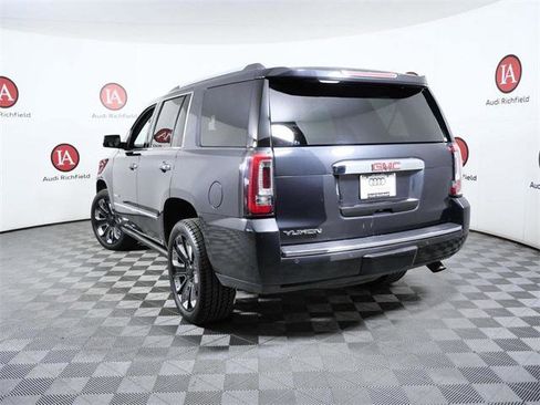 Used 2020 GMC Yukon Denali w/ Denali Ultimate Black Edition image 6
