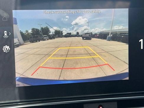 Used 2023 Hyundai Elantra SEL w/ Convenience Package FWD image 23