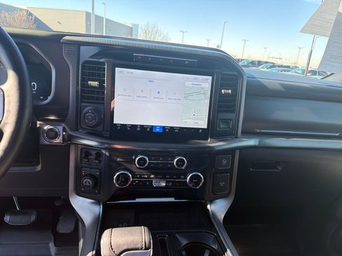 Used 2024 Ford F150 Platinum w/ Equipment Group 702A High image 19