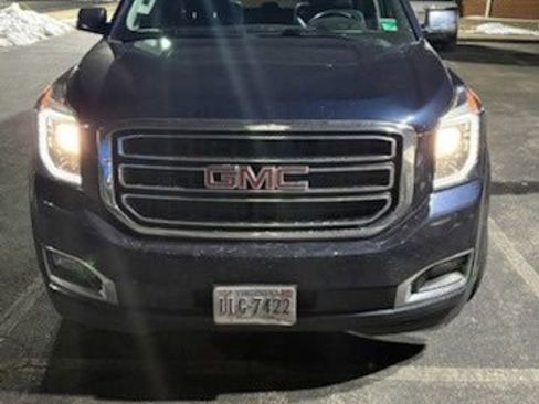 Used 2019 GMC Yukon SLT w/ Open Road Package image 3