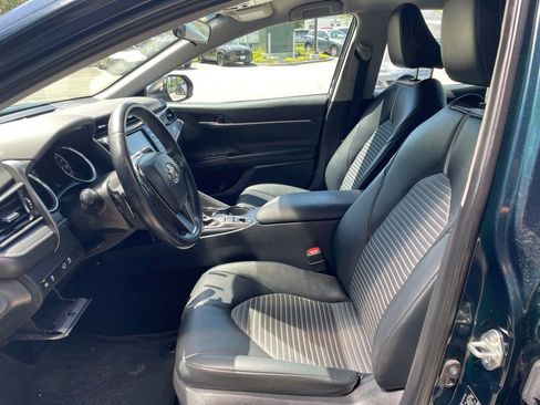 Used 2020 Toyota Camry SE AWD/4WD image 13