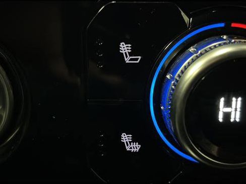 Used 2024 GMC Sierra 1500 Elevation w/ LPO, Elevation Black Package image 38