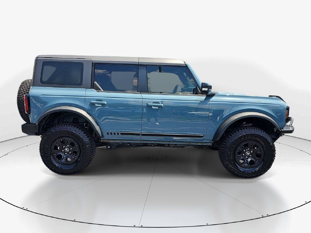 Used 2021 Ford Bronco First Edition AWD/4WD image 3