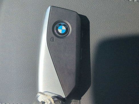 Used 2025 BMW X1 xDrive28i w/ Technology Package image 35