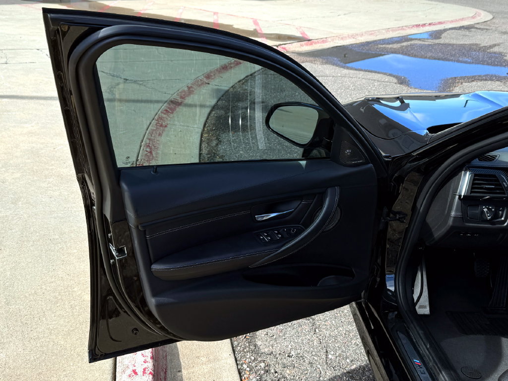 Used 2018 BMW M3 RWD image 16