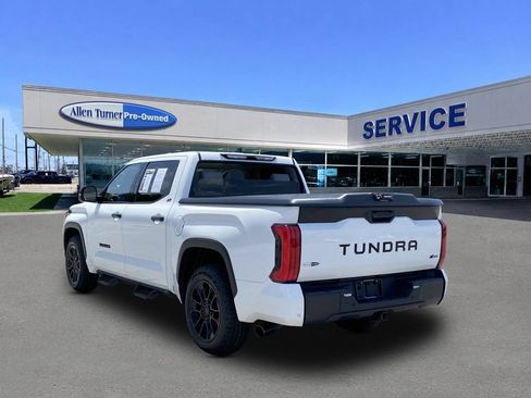 Used 2022 Toyota Tundra SR5 w/ Convenience Package RWD image 6