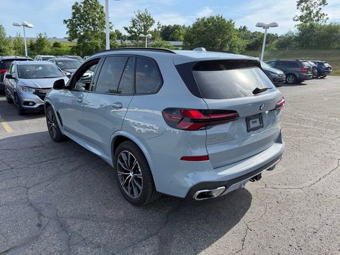 Used 2024 BMW X5 xDrive40i w/ Executive Package AWD/4WD image 2
