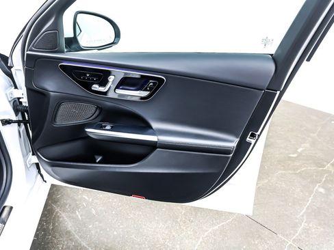 Used 2023 Mercedes-Benz C 300 C 300 Sedan image 24