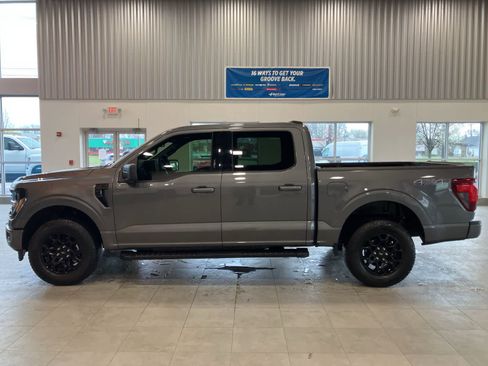 Used 2024 Ford F150 XLT w/ Mobile Office Package image 8