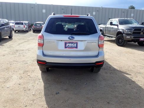 Used 2015 Subaru Forester 2.5i Premium image 3