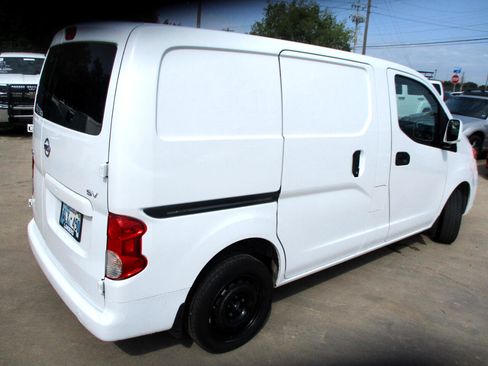 Used 2015 Nissan NV200 SV w/ Back Door Glass Package image 4