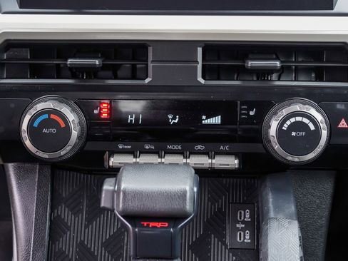 Certified 2024 Toyota Tacoma TRD Sport image 36