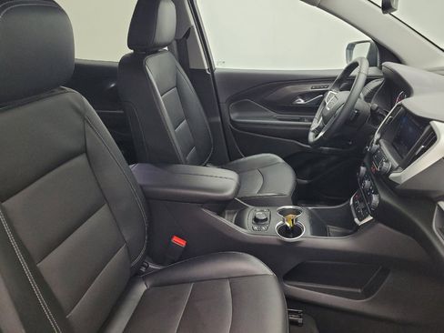 Used 2024 GMC Terrain SLT image 21