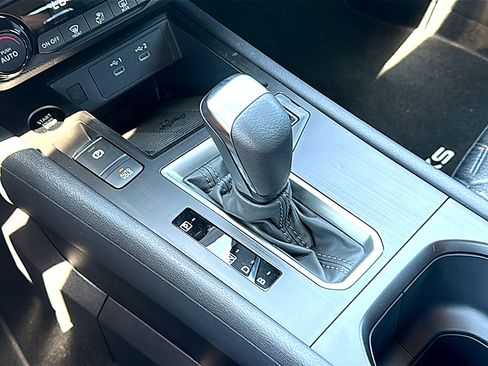 New 2026 Nissan Kicks SV w/ Interior Electronics Package FWD image 24