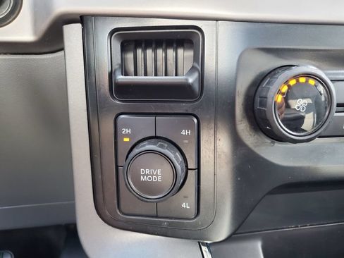 Used 2022 Ford F150 XLT w/ XTR Package AWD/4WD image 14