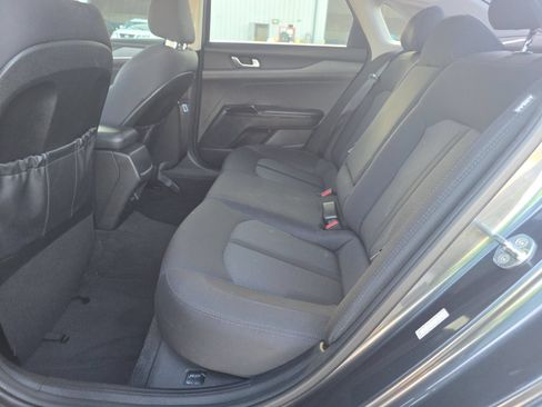 Used 2023 Kia K5 LXS FWD image 4