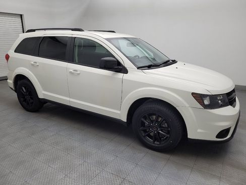 Used 2019 Dodge Journey SE w/ Blacktop Package FWD image 11