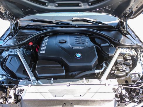 Used 2023 BMW 430i Coupe w/ Convenience Package RWD image 30