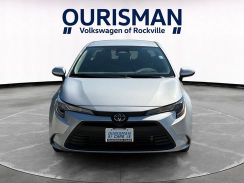 Used 2024 Toyota Corolla LE FWD image 8