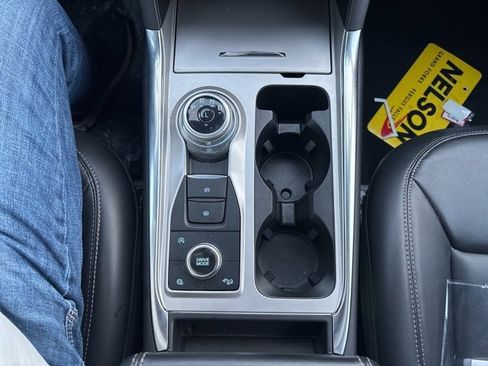 Used 2023 Ford Explorer XLT w/ Equipment Group 202A image 15