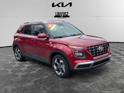 Used 2024 Hyundai Venue SEL