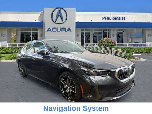 Used 2026 BMW 530i RWD image 3
