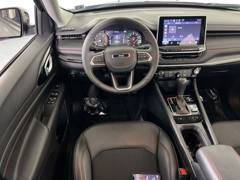 Used 2022 Jeep Compass Trailhawk AWD/4WD image 20