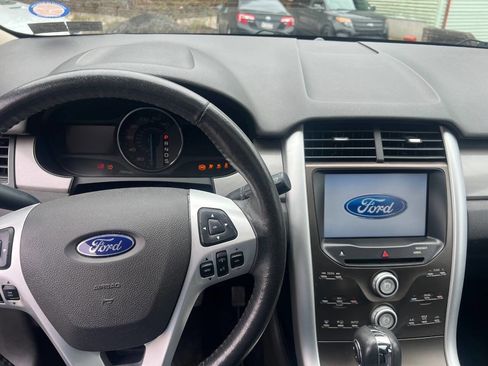 Used 2013 Ford Edge SEL image 25