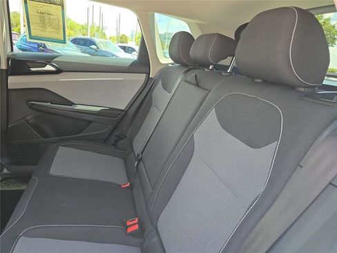 Used 2024 Volkswagen Taos S FWD image 10