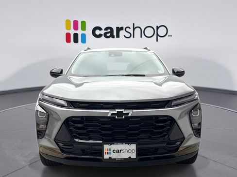 Used 2024 Chevrolet Trax ACTIV w/ Sunroof Package FWD image 8