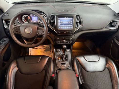 Certified 2022 Jeep Cherokee Trailhawk w/ Technology Group B image 40