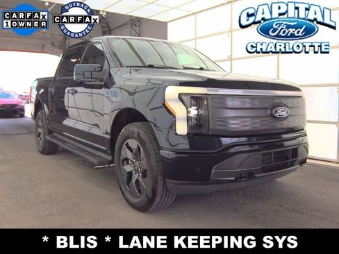 Used 2025 Ford F150 Lightning Lariat AWD/4WD image 4