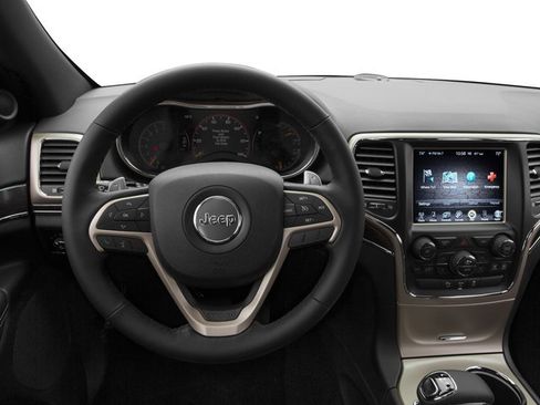 Used 2016 Jeep Grand Cherokee Limited 75th Anniversary AWD/4WD image 9