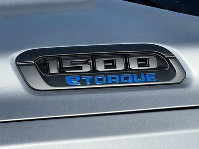 New 2026 RAM 1500 4x4 Crew Cab