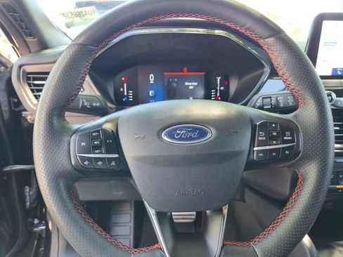 Used 2024 Ford Escape ST-Line AWD/4WD image 15