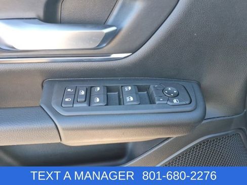 New 2026 RAM 1500 4x4 Crew Cab image 15