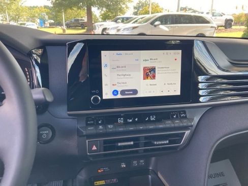 New 2025 Toyota Camry LE w/ Convenience Package image 20