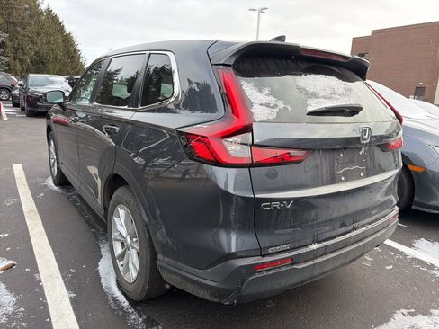 Used 2024 Honda CR-V EX-L image 2