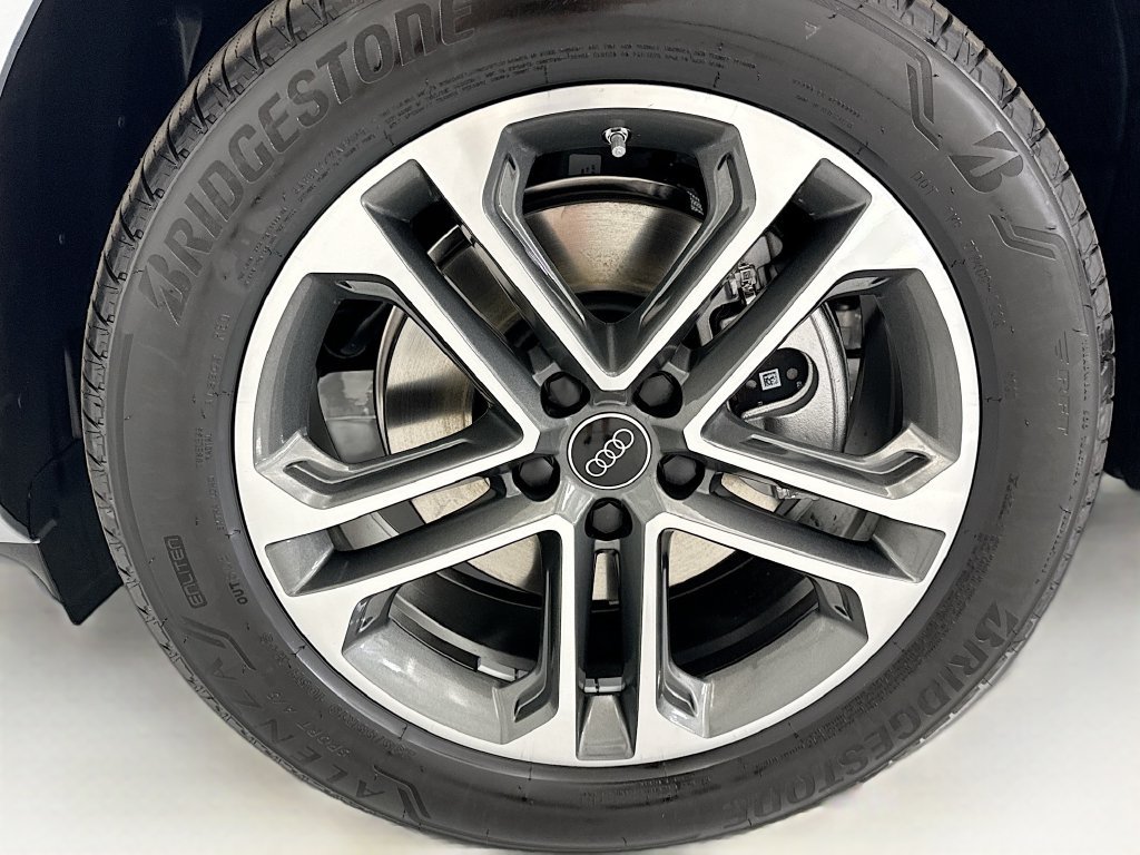 Used 2026 Audi Q5 Premium AWD/4WD image 31