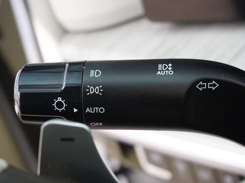 Used 2025 Hyundai Santa Fe Calligraphy FWD image 23