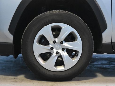 Used 2022 Toyota RAV4 LE AWD/4WD image 23